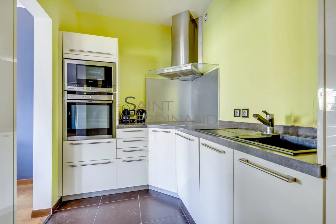 Apartment in Chaillot, Paris 16e Arrondissement, Paris 5 - 17295480