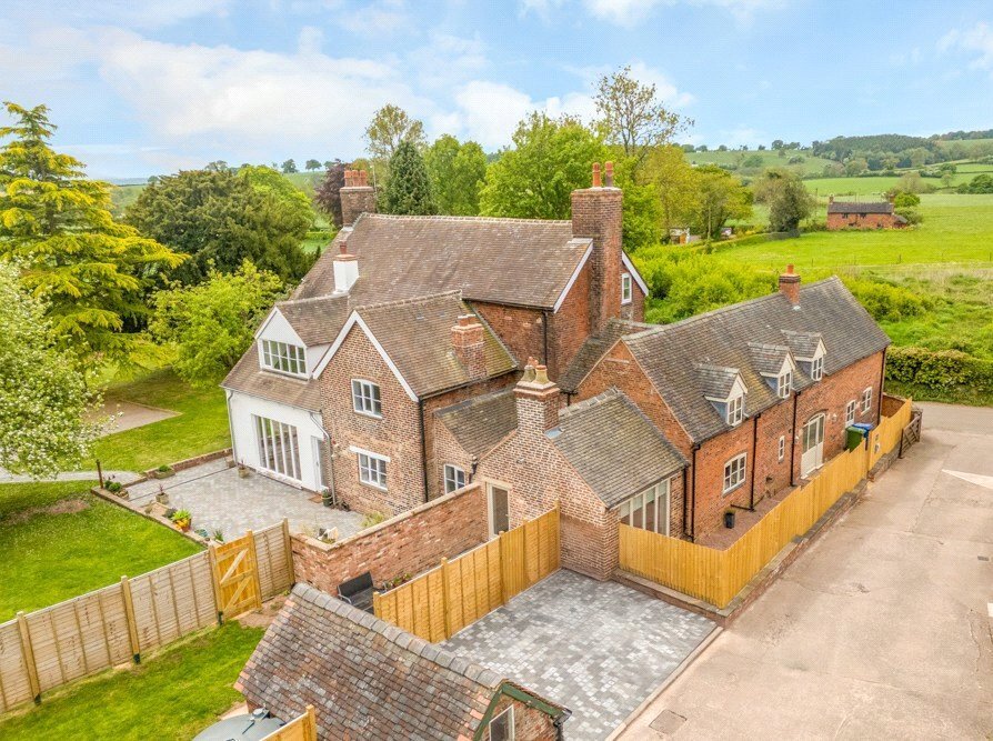 House in Milwich, England 1 - 15674176