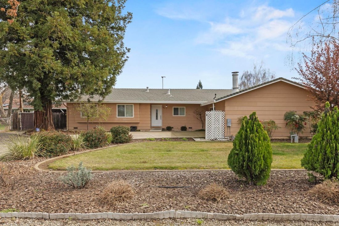 House in Yuba City, California, United States 1 - 17324845