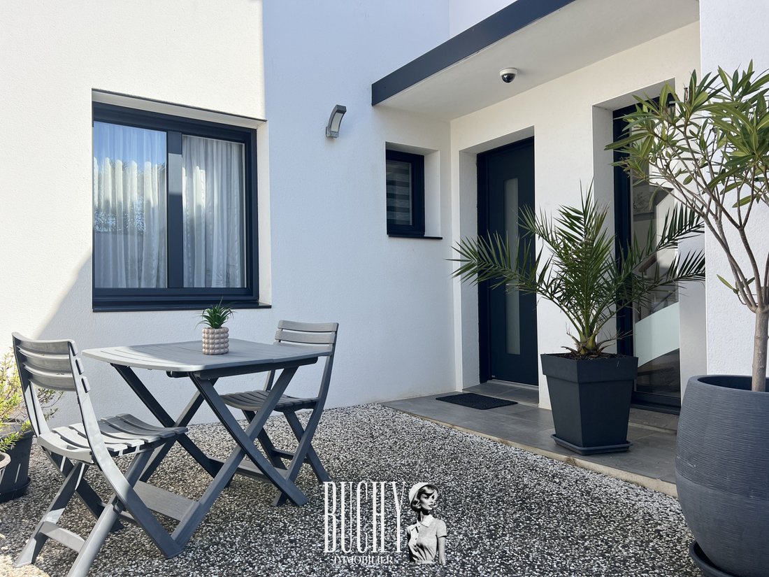 House in Olonne-sur-Mer, Les Sables-d'Olonne, France 1 - 17326833