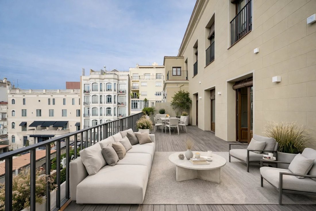 Apartment in Eixample, Barcelona, Spain 2 - 16958153