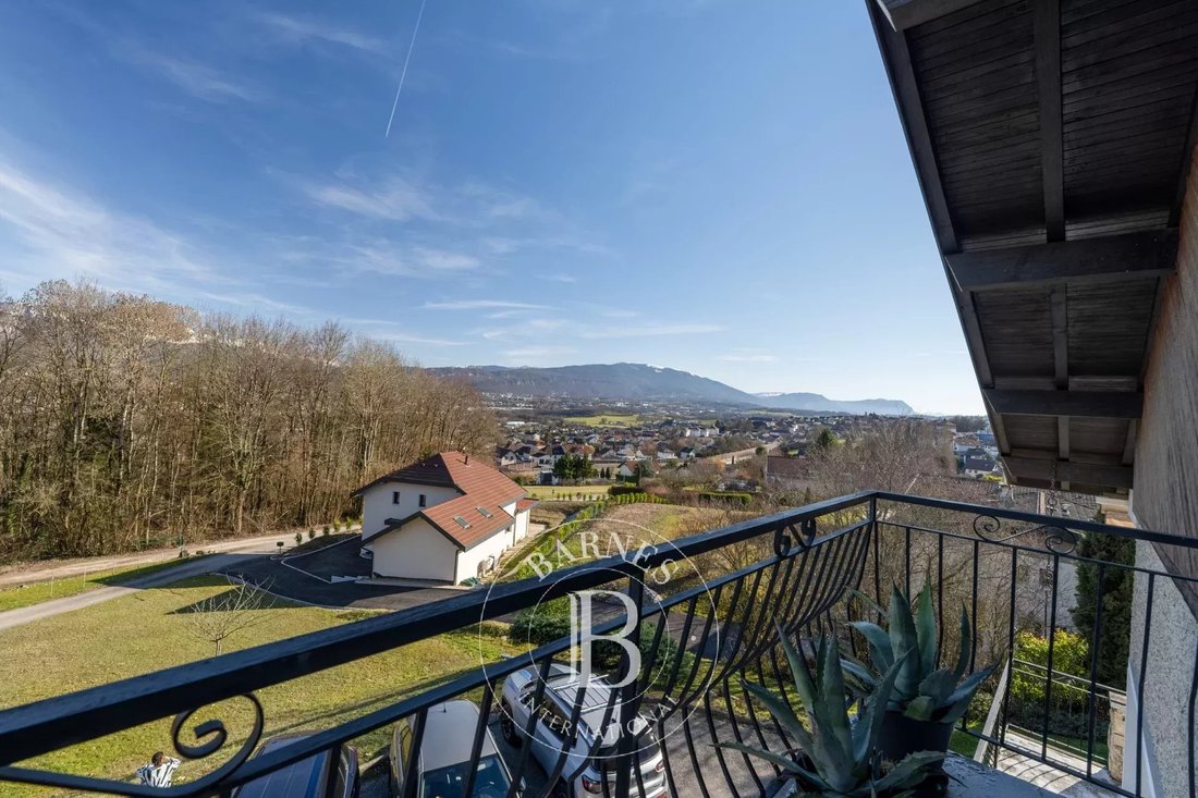 Estate in Épagny Metz-Tessy, Auvergne-Rhône-Alpes, France 2 - 17326611