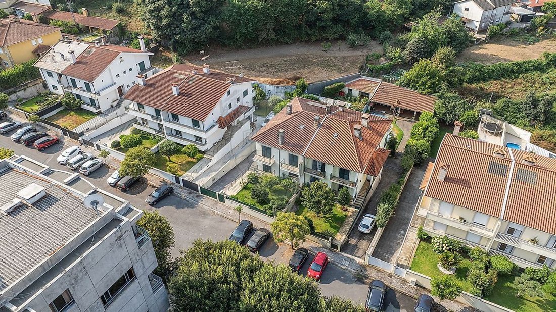 Villa in Braga (Maximinos, Se e Cividade), Braga, Portugal 5 - 17329494
