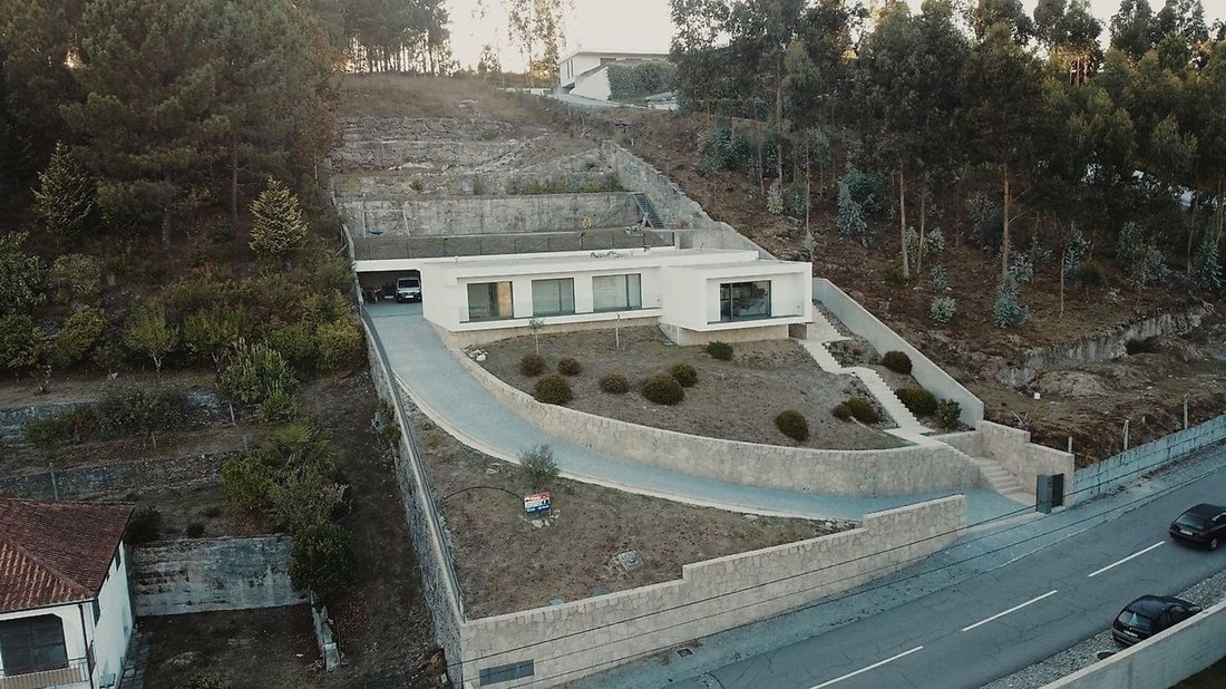 Villa in Povoa de Lanhoso (Nossa Senhora do Amparo), Braga, Portugal 2 - 17329361