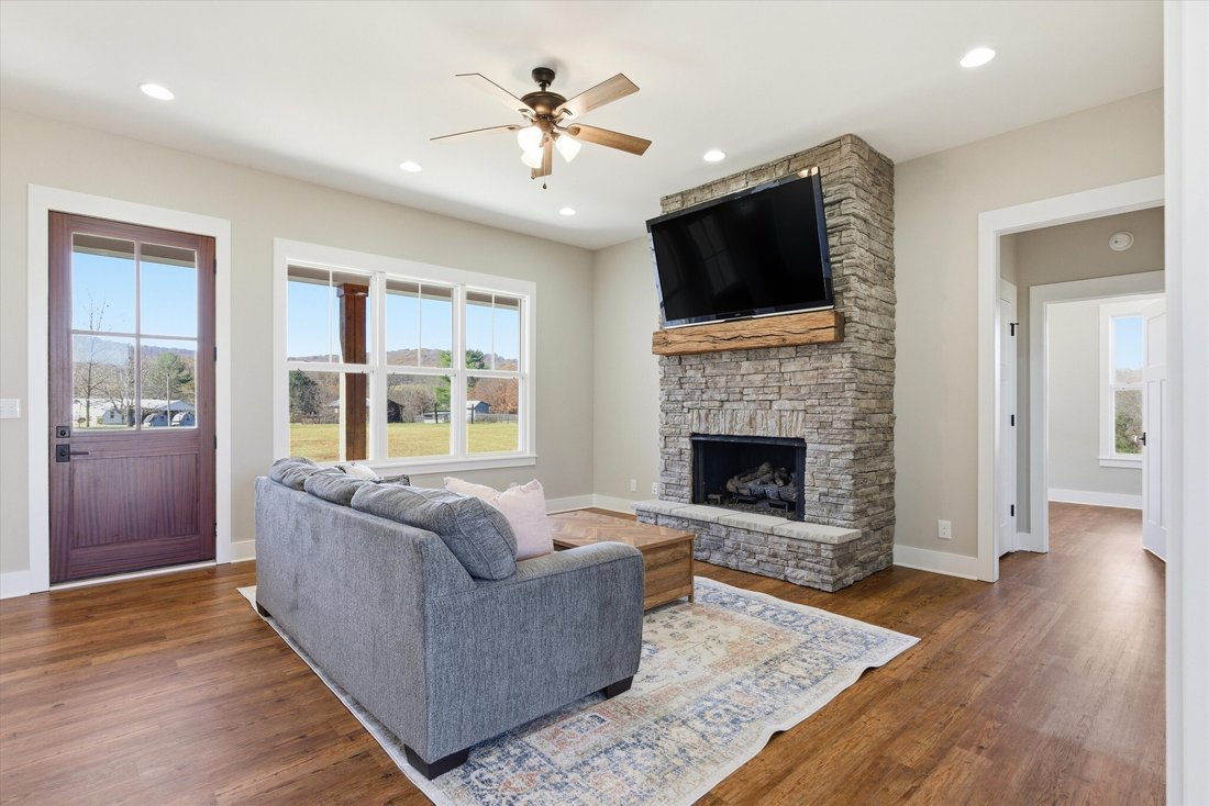 House in McMinnville, Tennessee, United States 4 - 17324581