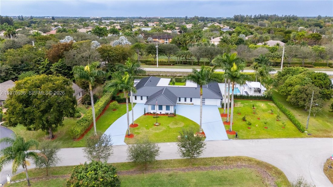 House in Davie, Florida, United States 1 - 17326353