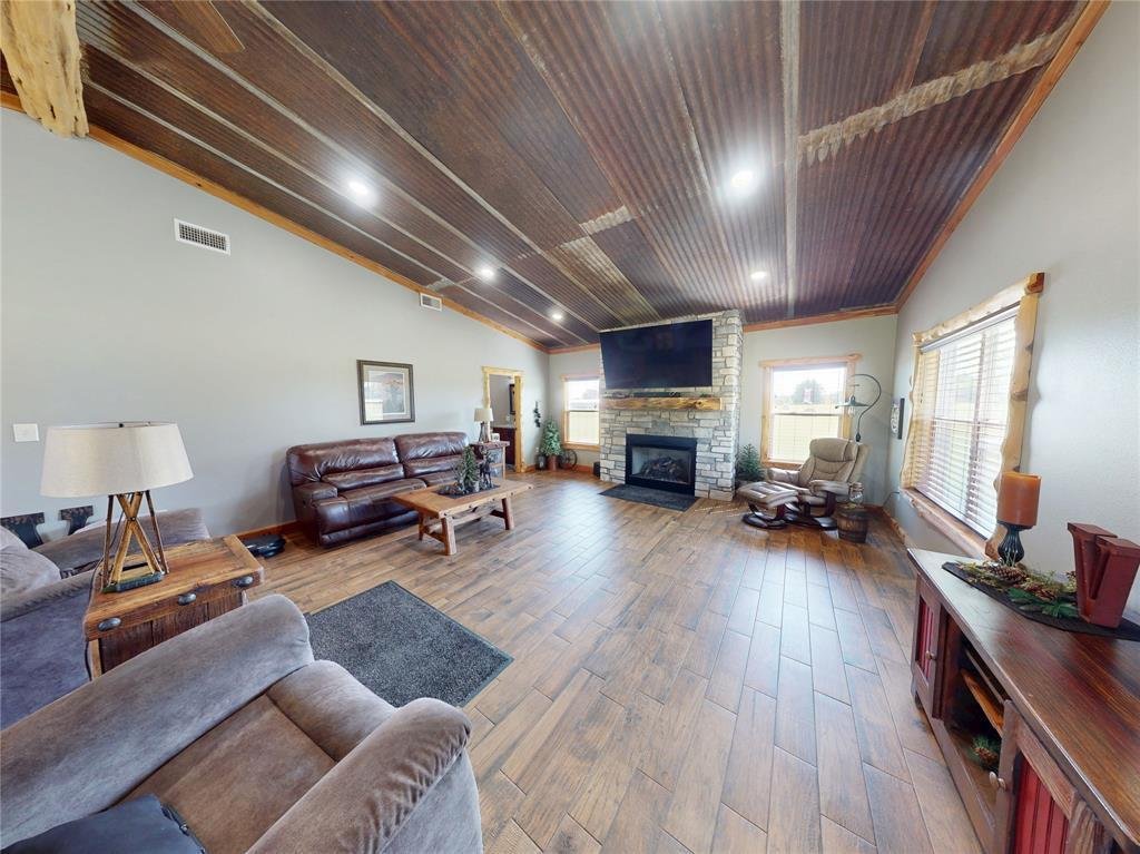 House in Troup, Texas, United States 3 - 17327520