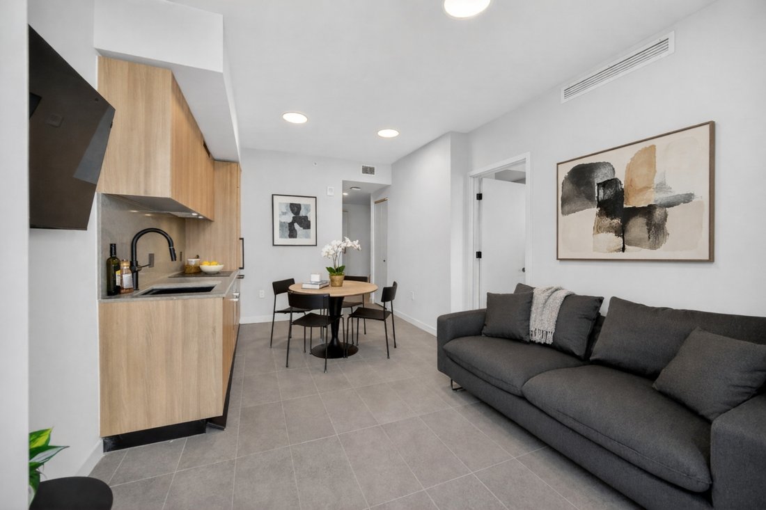 Condo in Miami, Florida, United States 3 - 17328508