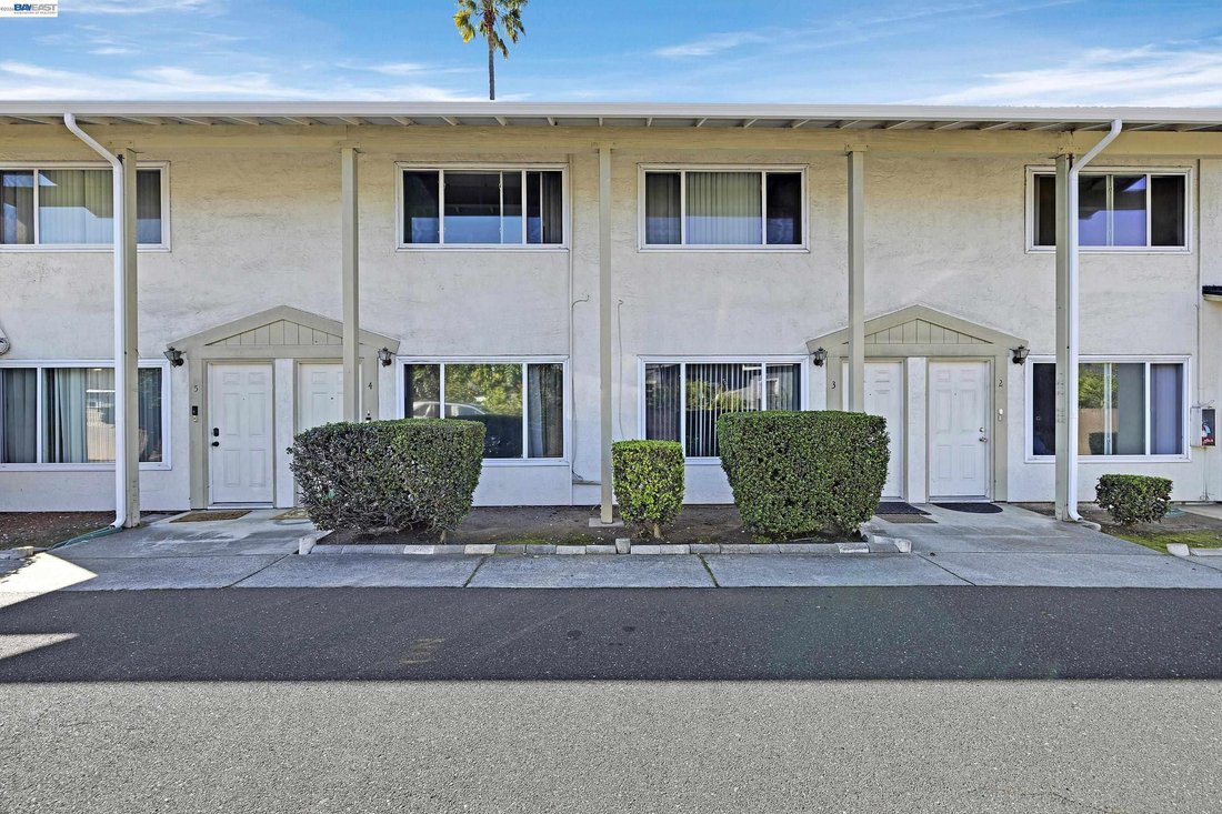 Newark, California, United States 3 - 17308001