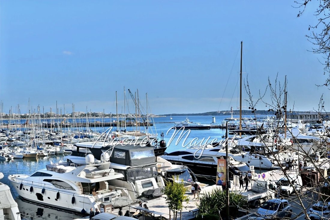 Apartment in Cannes, Provence-Alpes-Côte d'Azur, France 1 - 17285253