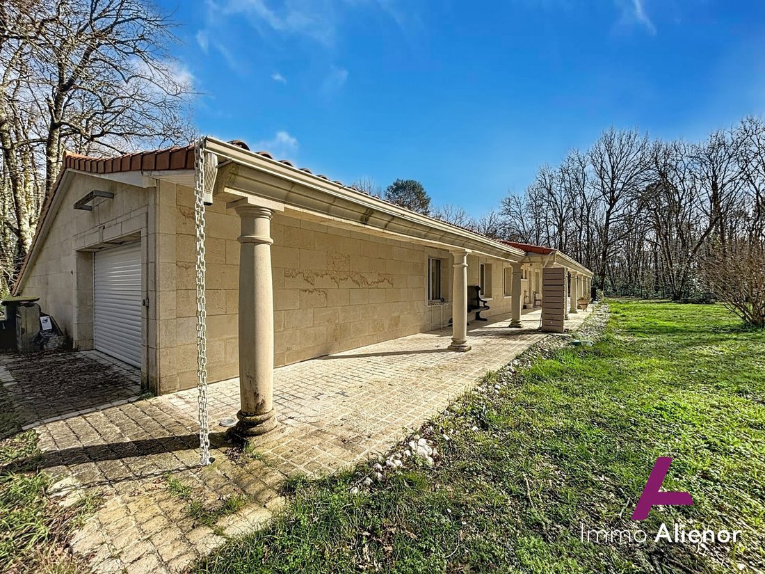 House in Salaunes, Nouvelle-Aquitaine, France 1 - 17328605