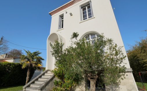 Villa in Pontaillac, Royan, France 1