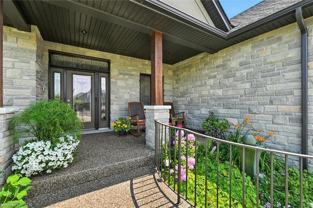 House in Port Dover, Ontario, Canada 5 - 17324719