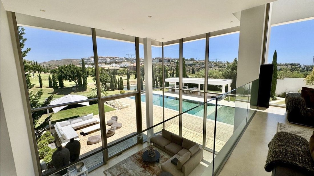 Villa in Estepona, Andalusia, Spain 1 - 17330942