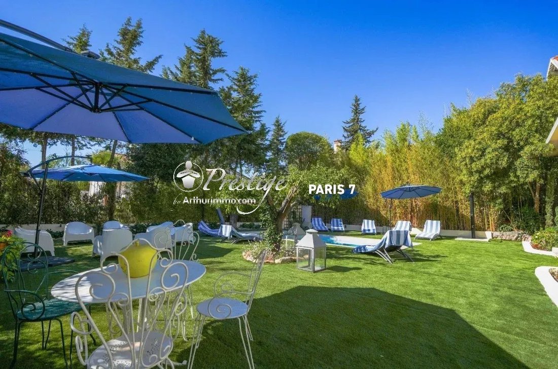 Villa in Europe, Le Cannet, France 1 - 17325113