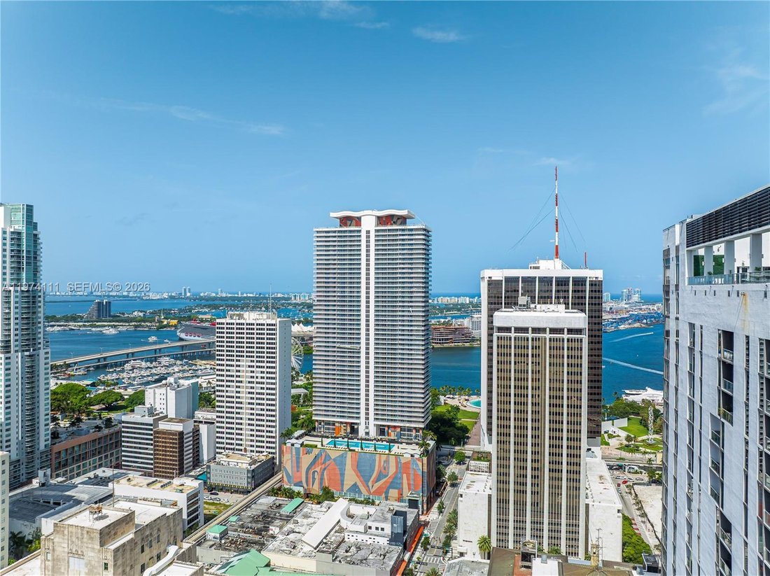 Condo in Miami, Florida, United States 5 - 17326347