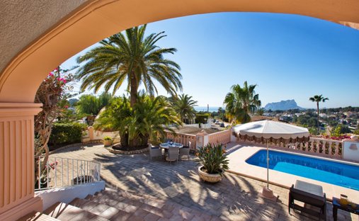 Villa in Benissa, Valencian Community, Spain 1