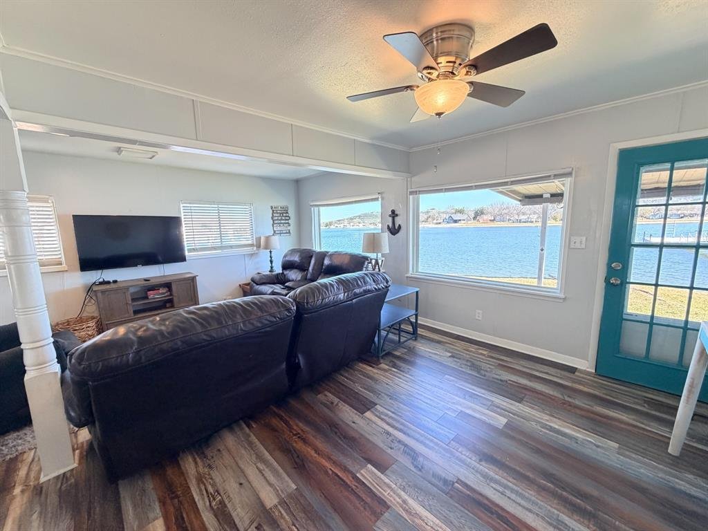 House in Graford, Texas, United States 5 - 17329277