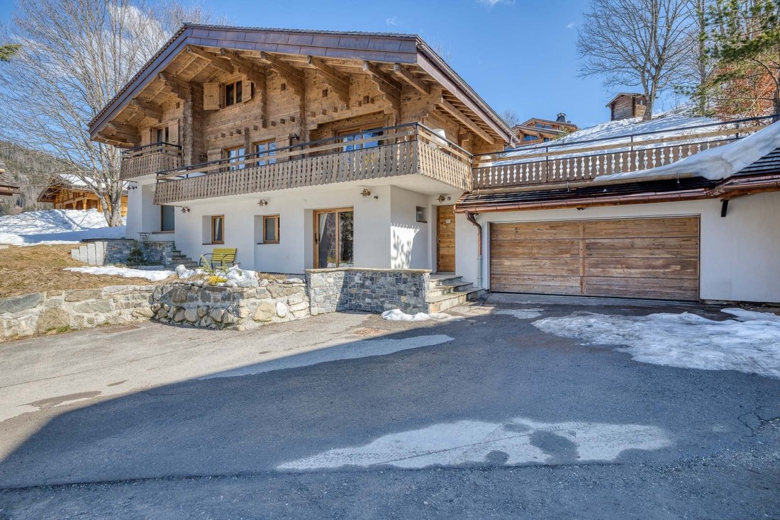 House in La Clusaz, Auvergne-Rhône-Alpes, France 2 - 17327627