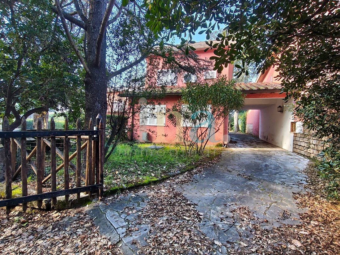 Villa in Castle of Castiglione, Castiglione della Pescaia, Tuscany 3 - 17326175