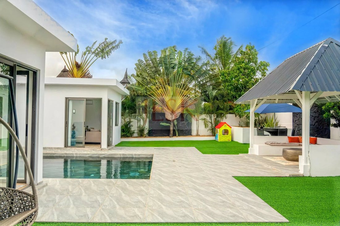 Villa in Grand Baie, Rivière du Rempart District, Mauritius 3 - 17302610