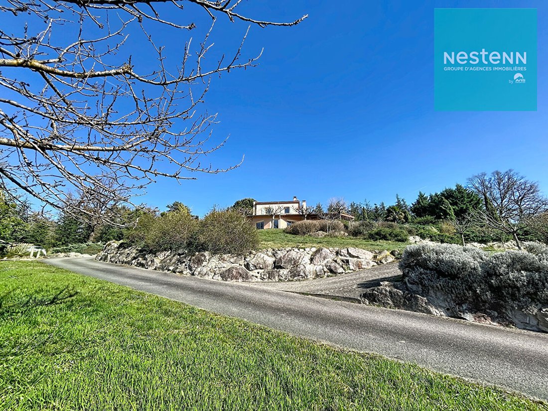 House in Chalain-d'Uzore, Auvergne-Rhône-Alpes, France 5 - 17327775