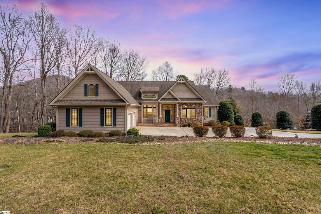 House in Travelers Rest, South Carolina, United States 2 - 17325023