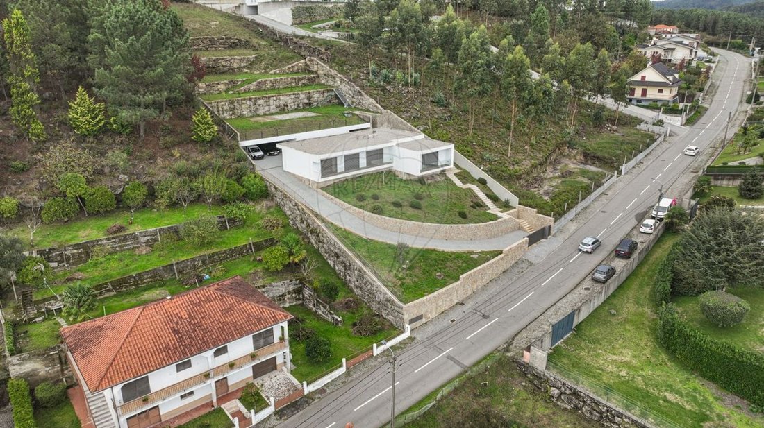 Villa in Povoa de Lanhoso (Nossa Senhora do Amparo), Braga, Portugal 5 - 17329484