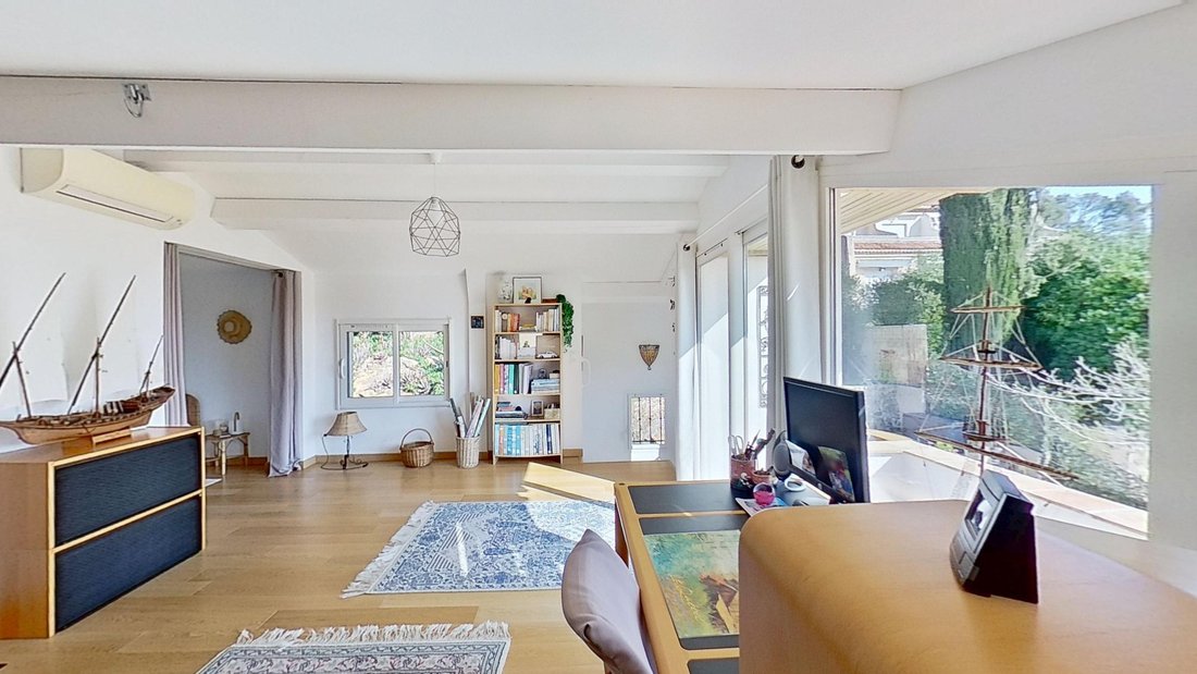 Villa in Le Dramont-Agay-Anthéor-Le Trayas, Saint-Raphaël, France 5 - 17329414