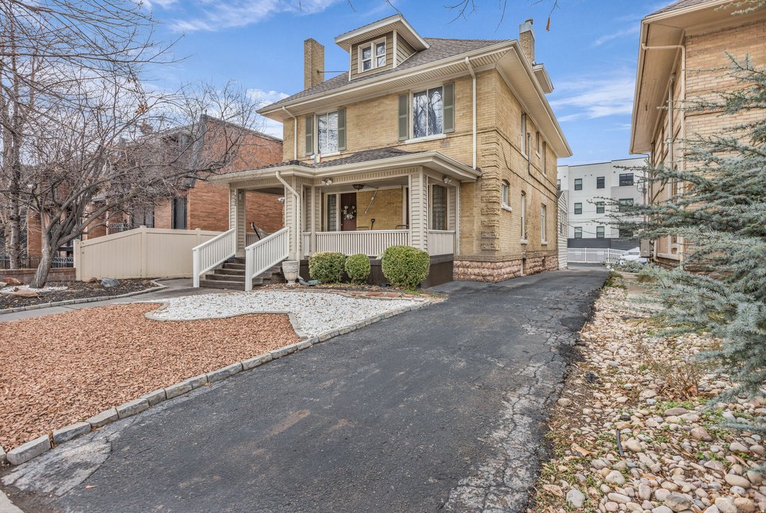Salt Lake City, Utah, United States 2 - 17326079