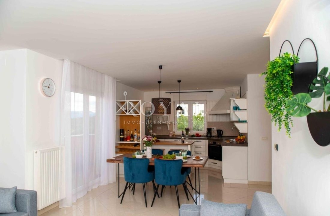 Apartment in Kostrena, Primorje-Gorski Kotar County, Croatia 4 - 17329602