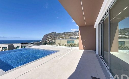 Townhouse in Sao Martinho, Madeira, Portugal 1