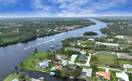 House in Alva, Florida, United States 1