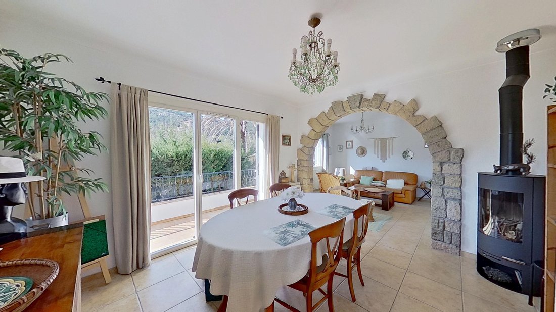 Villa in Le Dramont-Agay-Anthéor-Le Trayas, Saint-Raphaël, France 2 - 17329414