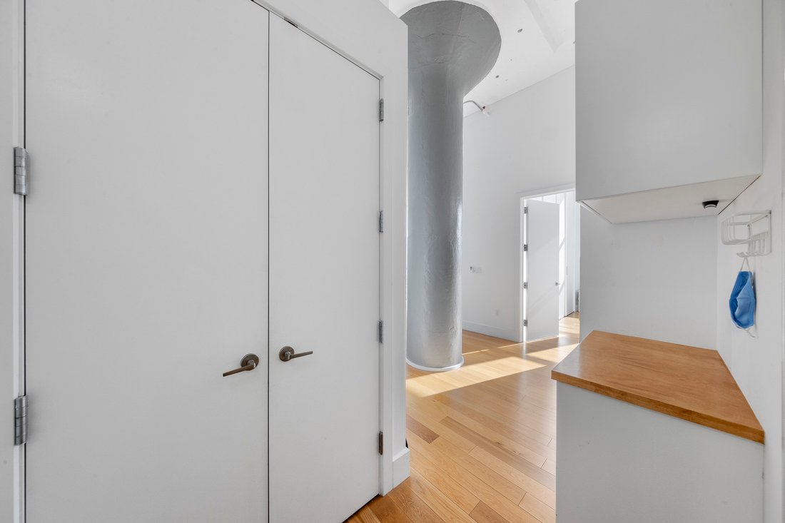 Condo in Jersey City, New Jersey, United States 5 - 17329368
