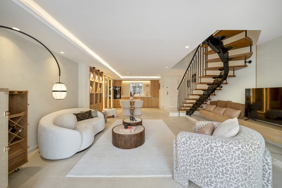 Townhouse in Marbella, Andalusia, Spain 4 - 17328854