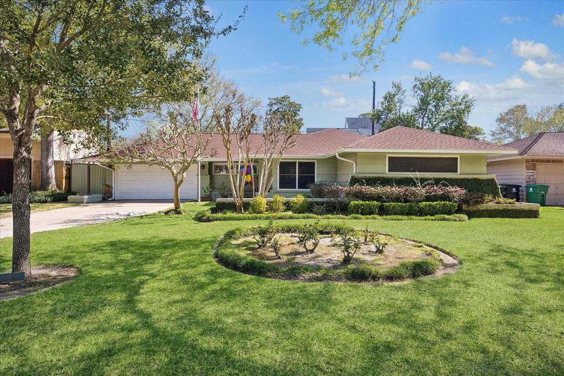 House in Houston, Texas, United States 1 - 17325371