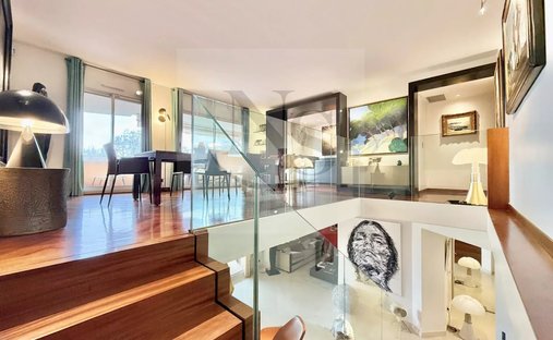 Apartment in Comtale-Cente-Cours Mirabeau, Aix-en-Provence, France 1