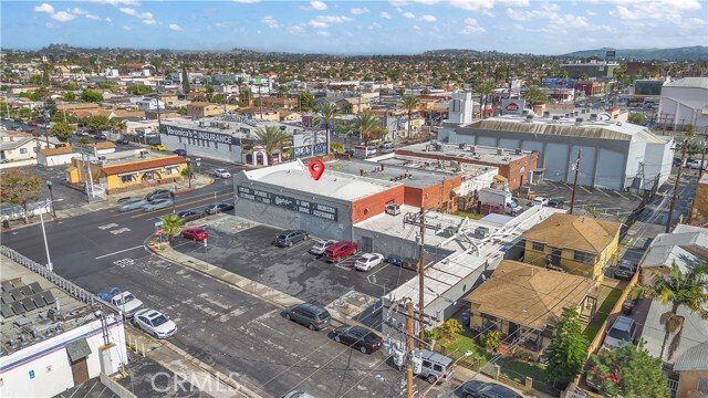 East Los Angeles, California, United States 3 - 17287346