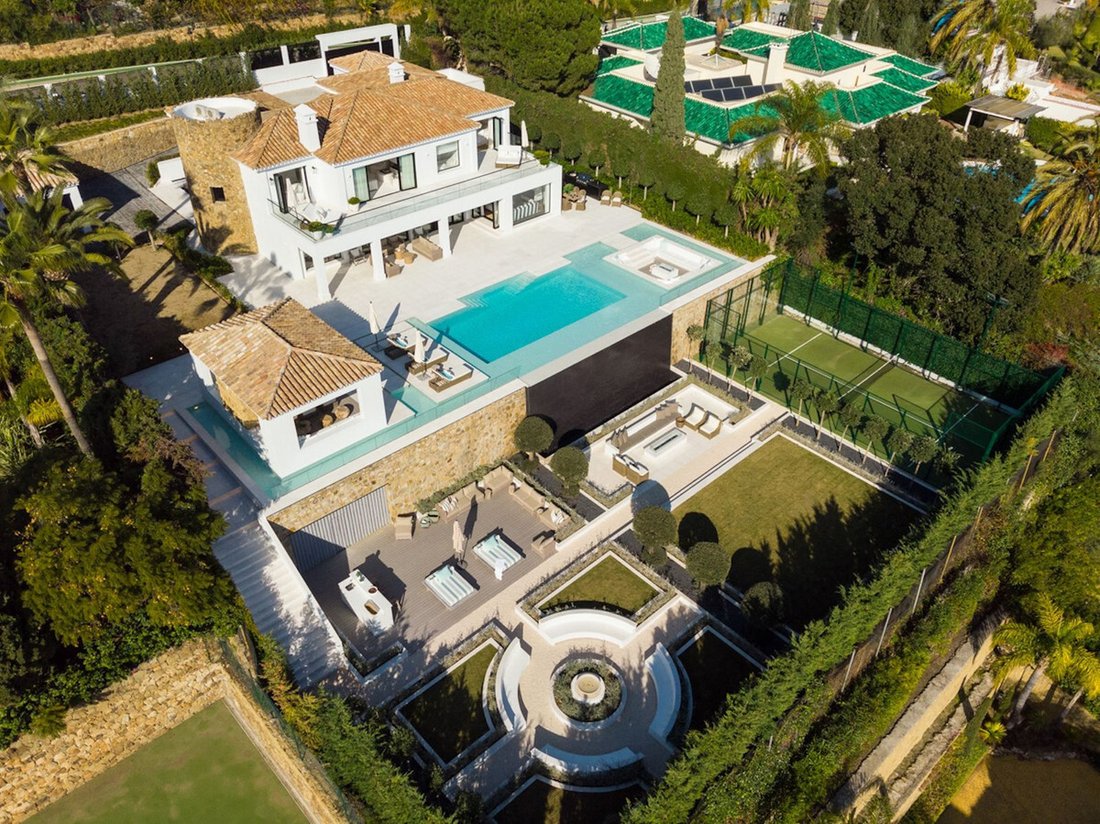 Villa in Nueva Andalucia, Marbella, Spain 1 - 17330965