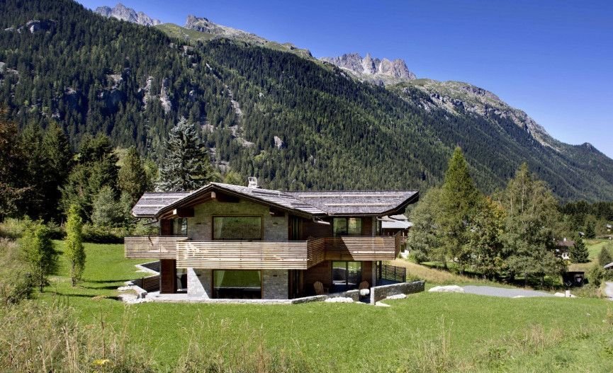 Chalet in Chamonix-Mont-Blanc, Auvergne-Rhône-Alpes, France 1 - 16296644