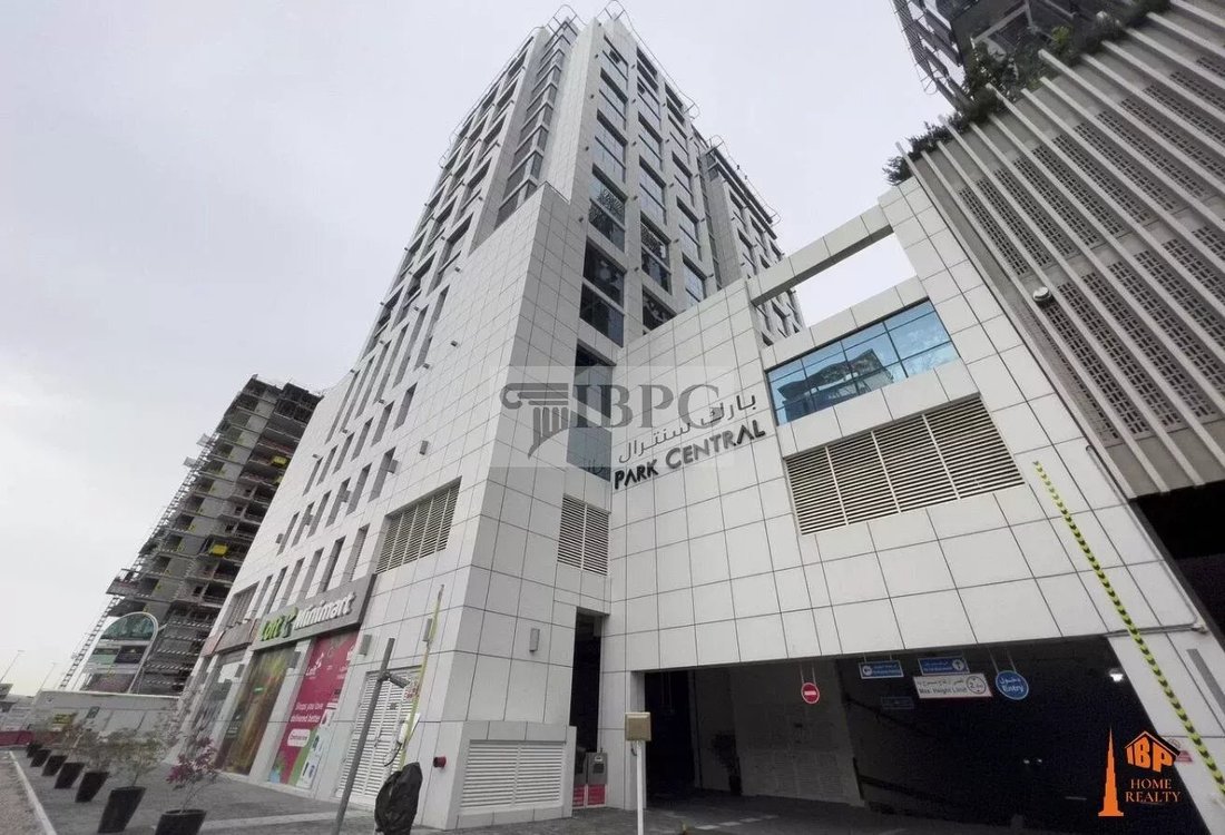 Apartment in Business Bay, Dubai, United Arab Emirates 2 - 17325318