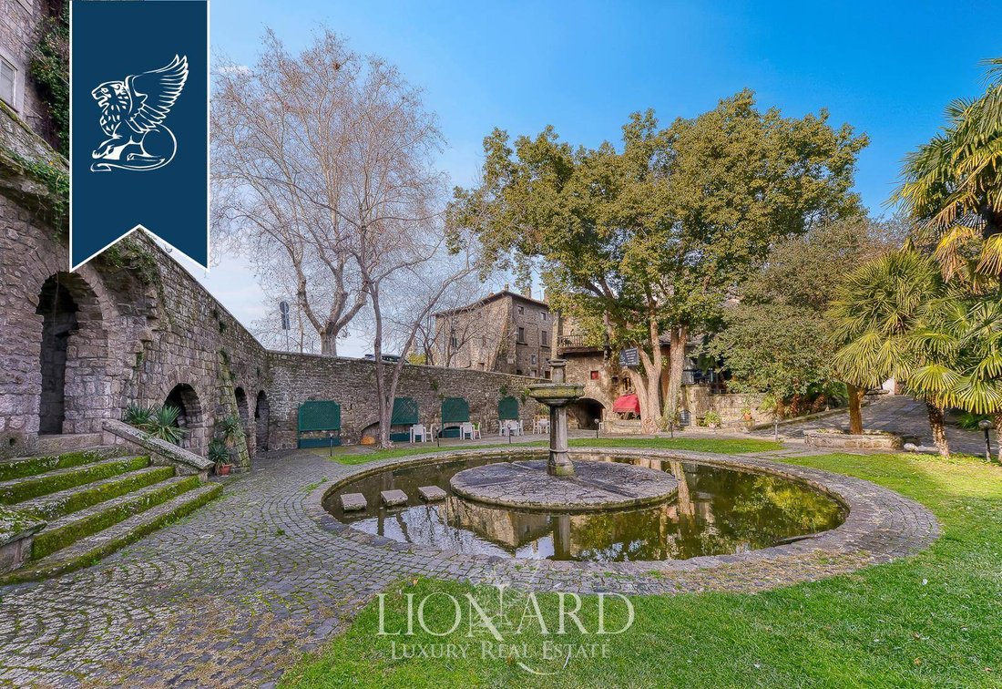 Villa in Historic Center, Viterbo, Lazio 2 - 17327907