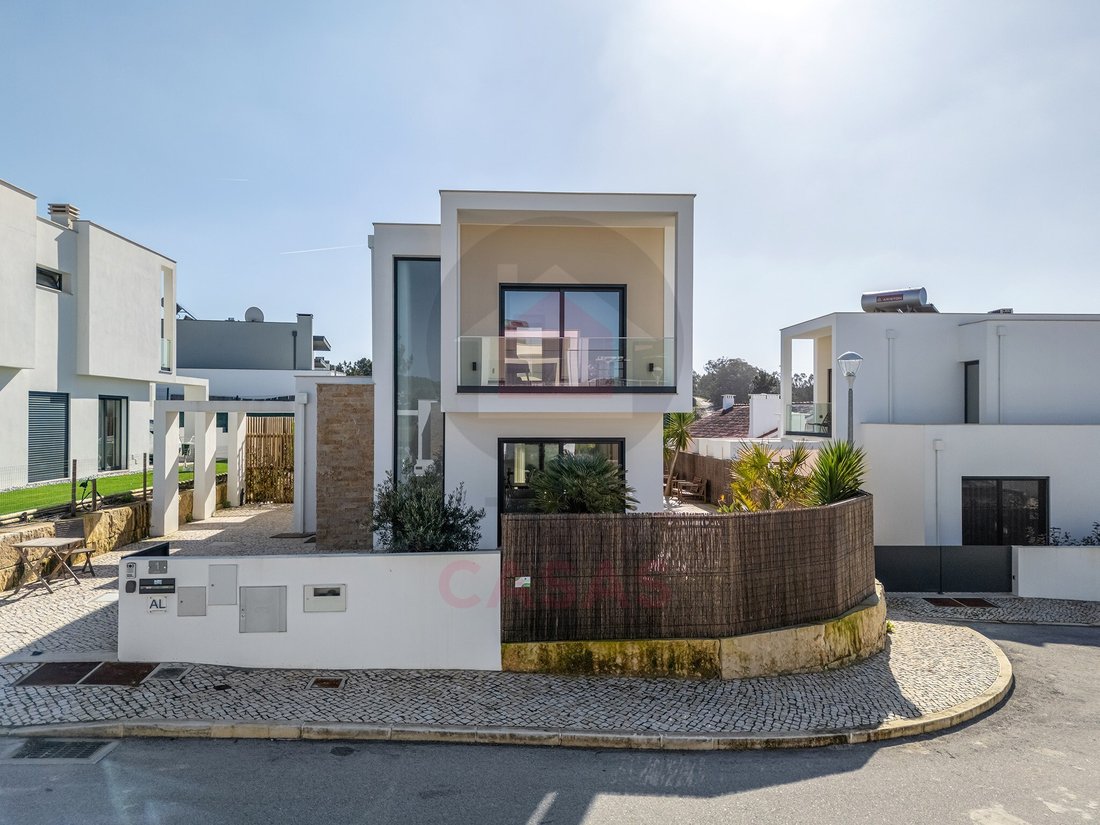 House in Peniche, Leiria District, Portugal 1 - 16951087