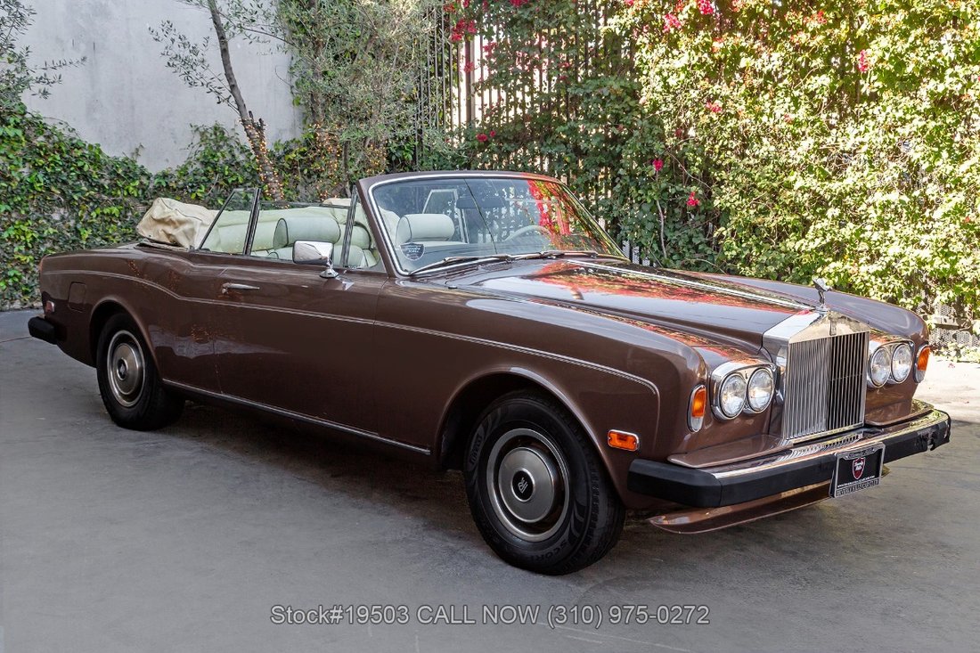 Rolls-Royce Corniche in Los Angeles, CA 3 - 17327844