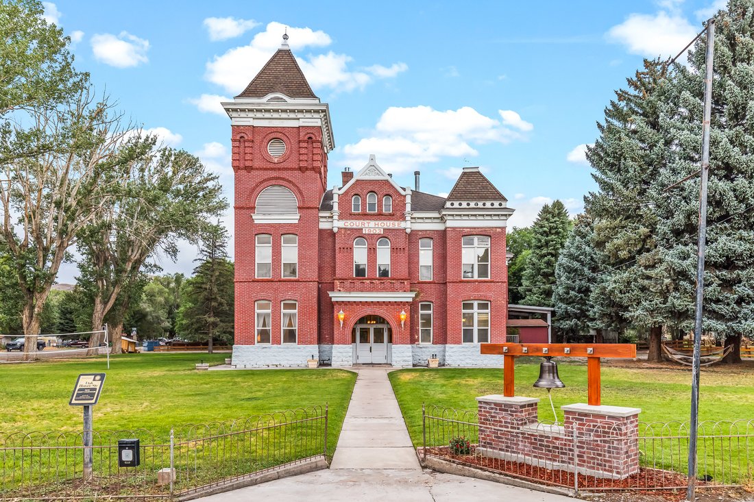 House in Junction, Utah, United States 1 - 17326092