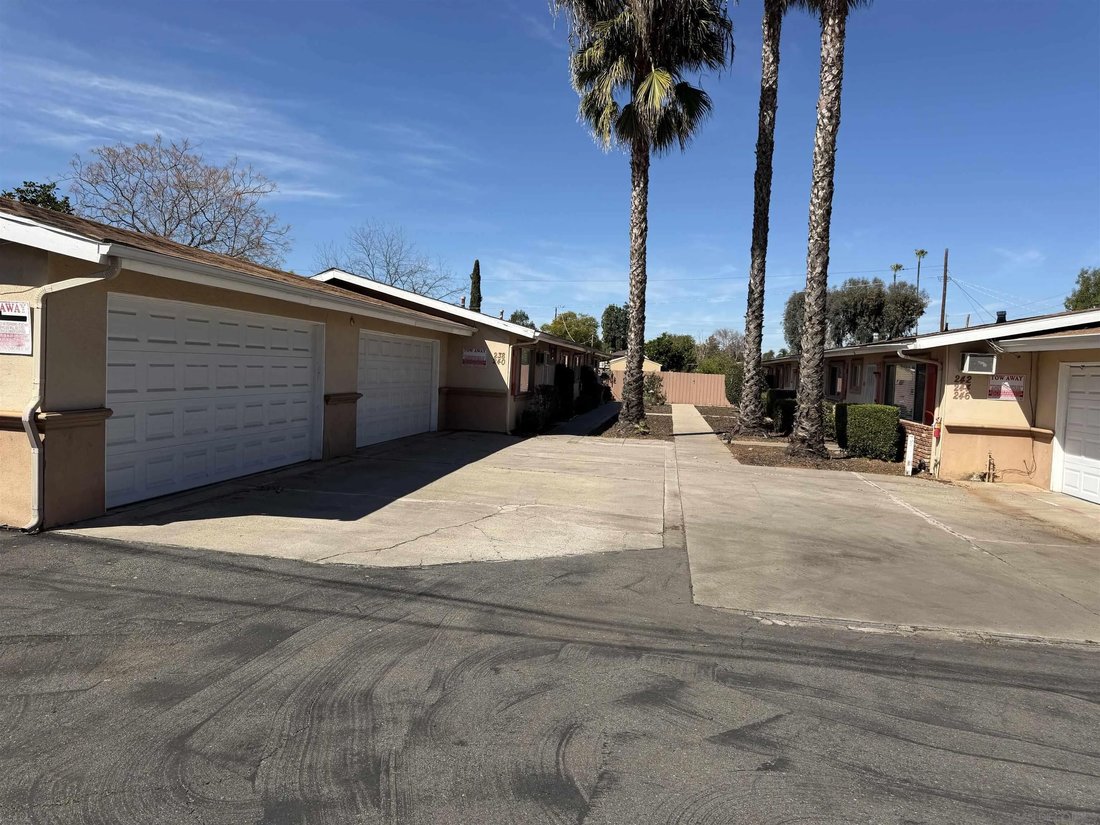Escondido, California, United States 1 - 17326262