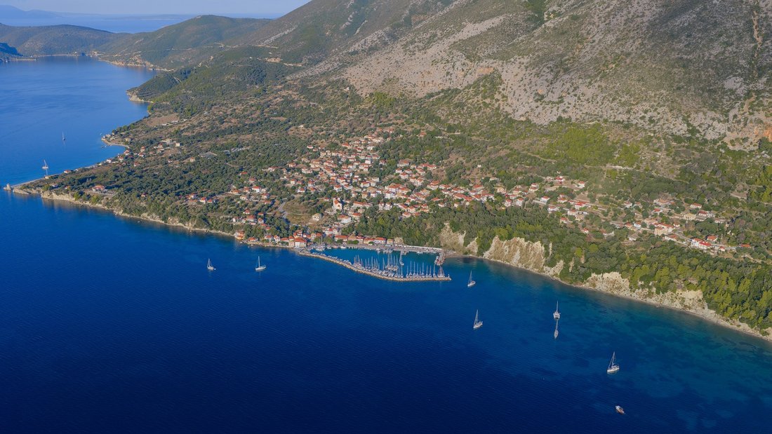 Land in Ionian Islands, Peloponnese, Western Greece and the Ionian, Greece 2 - 17324070