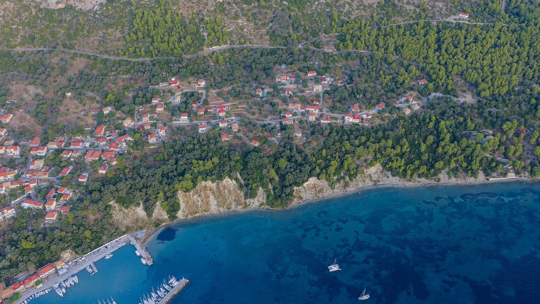 Land in Ionian Islands, Peloponnese, Western Greece and the Ionian, Greece 4 - 17324070