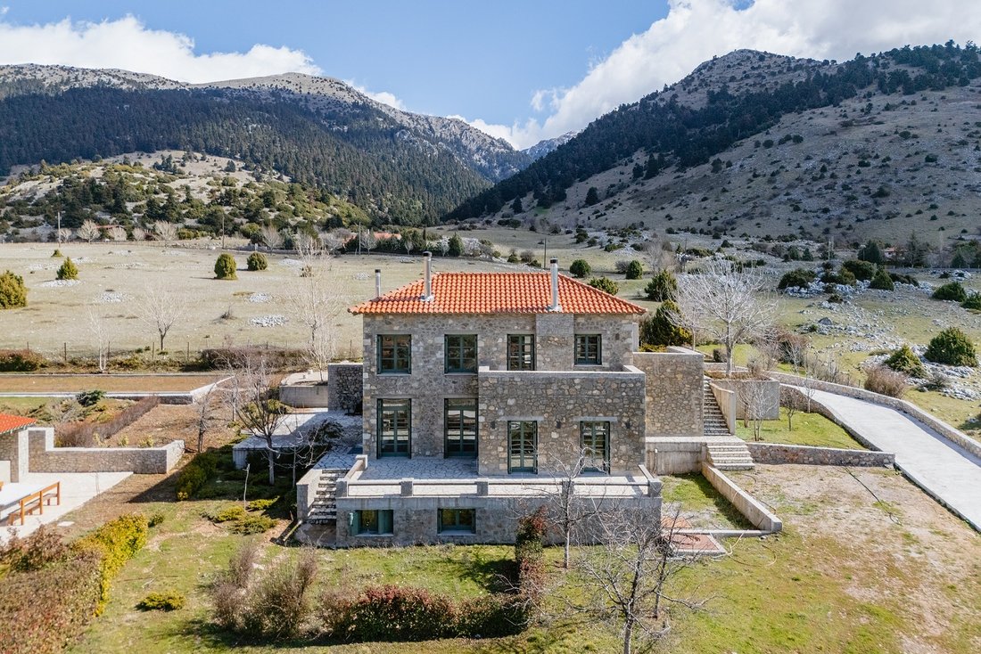 House in Loutron Hraias, Iraia, Peloponnese, Western Greece and the Ionian 1 - 17324083